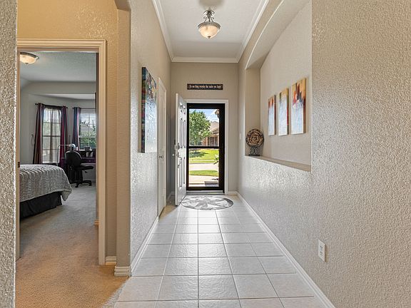 3rd image of 223 Timber Dr