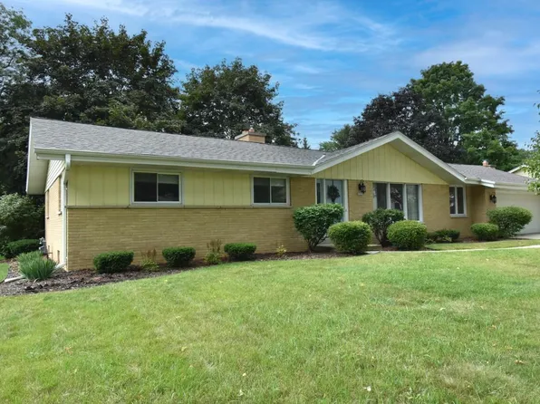 6323 West Pierner PLACE, Brown Deer, WI 53223
