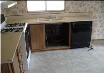 4th image of 19024 Panther Ave