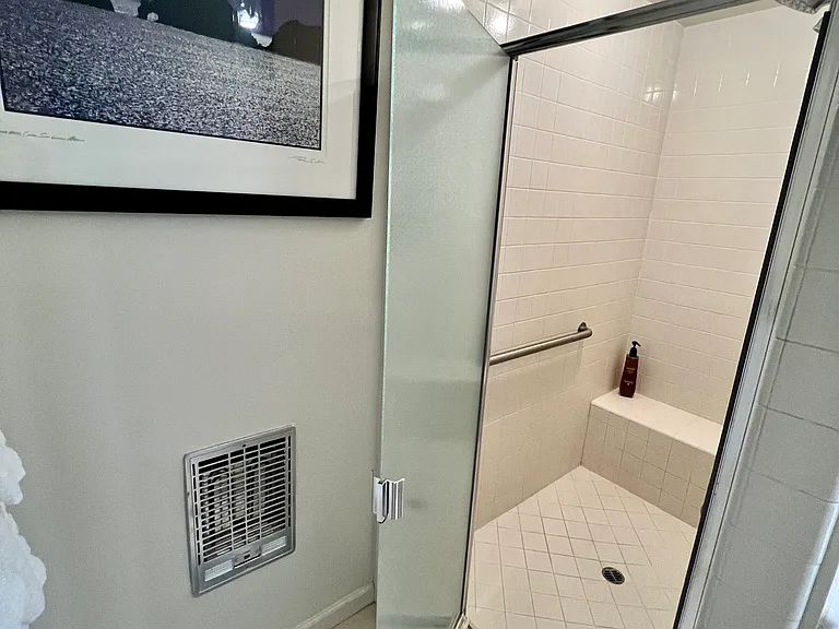 Guest bedroom, upper level, ensuite.