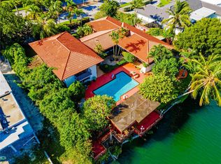 7421 Miller Dr, Miami, FL 33155