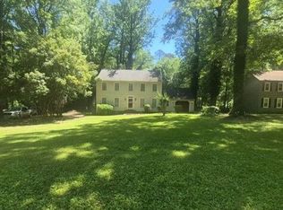 3222 Nuttree Woods Dr, Midlothian, VA 23112