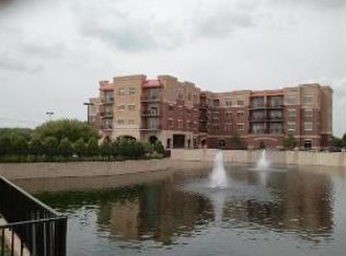 1210 N Foxdale Dr UNIT 110, Addison, IL 60101