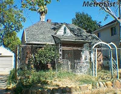 2nd image of 3809 33rd St