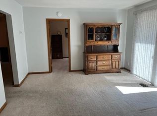 302 2nd St, Bradford, IA 50041