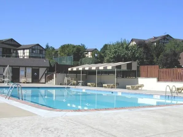 19I Kensington Rd, Chatham, NJ 07928