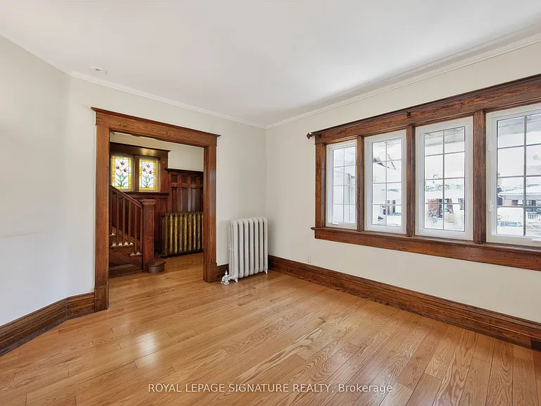 426 Armadale Ave — Photo 6