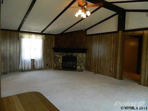 4th image of 145 E Robin Ln