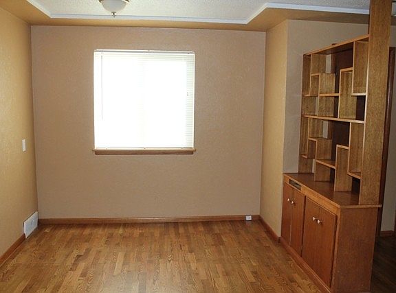 5th image of 5119 McKinley Ave