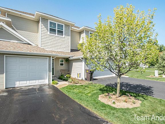 2nd image of 899 Center Park Dr SW #20
