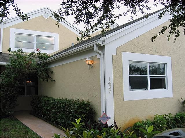 1st image of 1437 NW 124th Ave