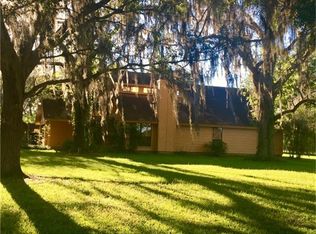 5610 County Road 823, West Columbia, TX 77486