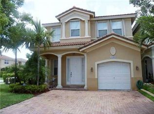 10869 NW 84th St, Doral, FL 33178
