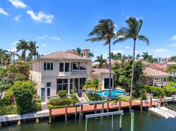 832 Harbour Isle Pl, Palm Beach Gardens, FL 33410