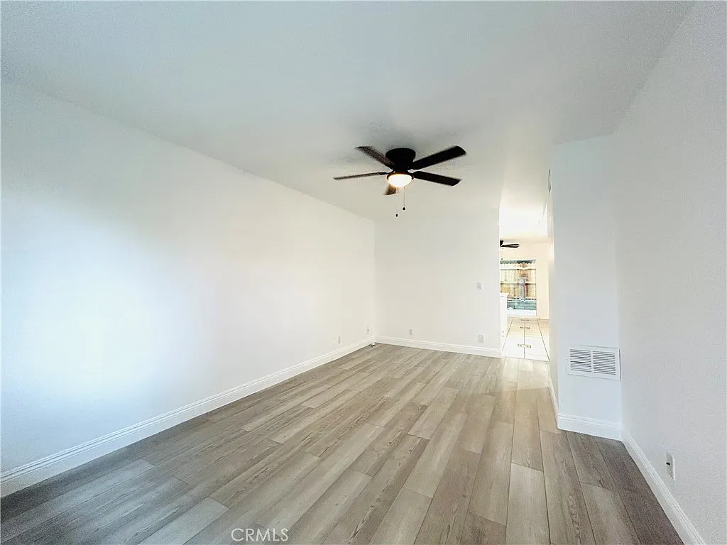 2 bed, 850 sqft, $1,895 — Photo 4