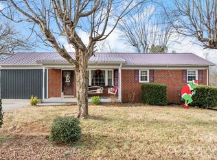 419 Hudson Hts, Hudson, NC 28638