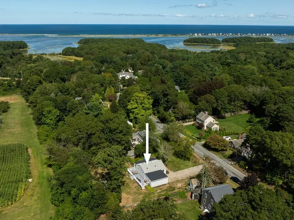 12 Chipman Rd, Sandwich, MA 02563