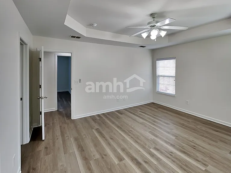 4063 Locerbie Cir — Photo 14