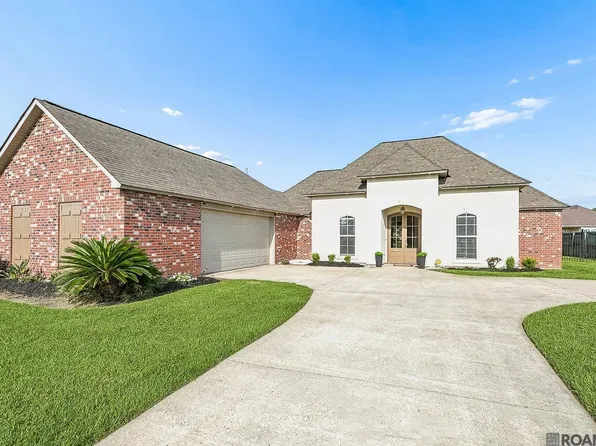 4001 Moss Trail Dr, Zachary, LA 70791
