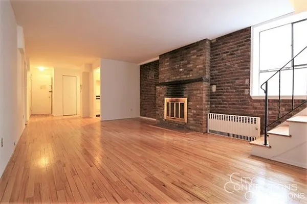 Rented by City Connections Realty | media 11