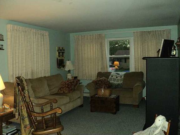 4th image of 1009 Donald Dr