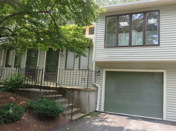 13 Nottingham Rd, Grafton, MA 01519