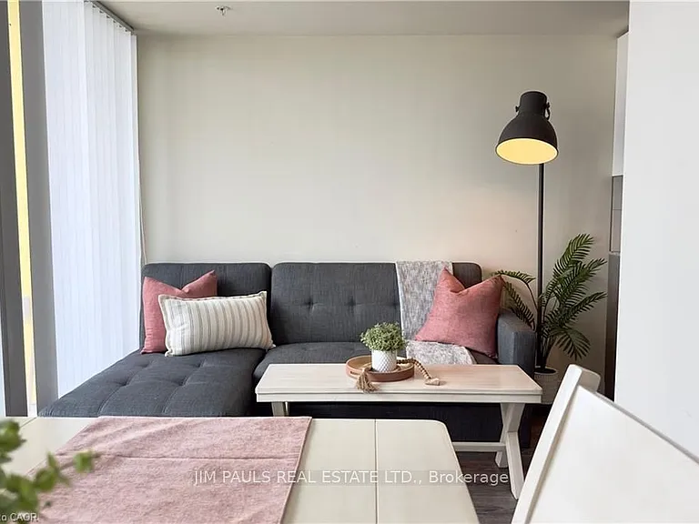 257 Hemlock St #301 — Photo 10