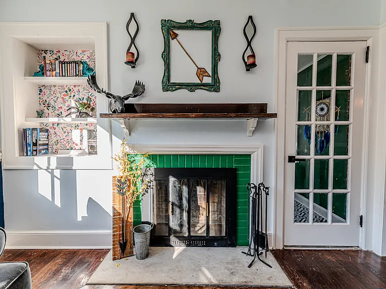 508 W Chisholm St #C — Photo 8