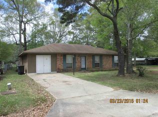 10951 Norway Pine Dr, Greenwell Springs, LA 70739