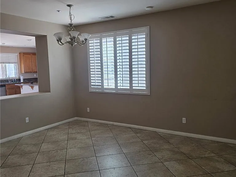 15179 Cerritos St — Photo 8