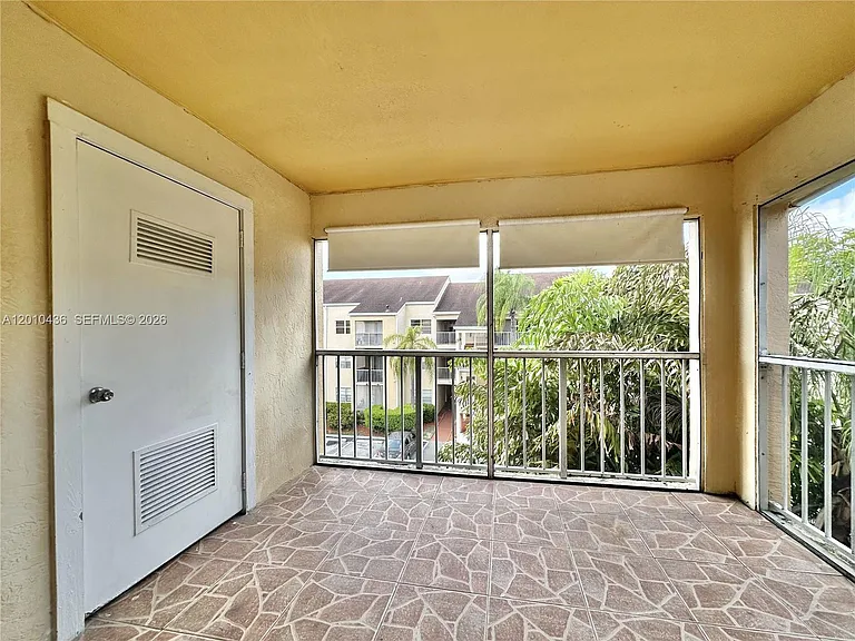 15300 SW 106th Ter #506 — Photo 6