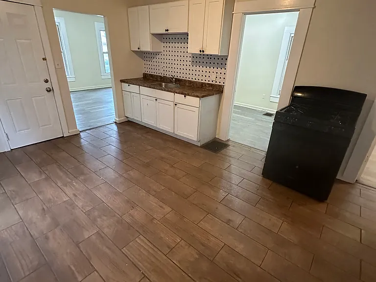 113 Morris St #11 — Photo 14