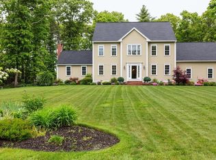12 Doe Brook Cir, Bridgewater, MA 02324