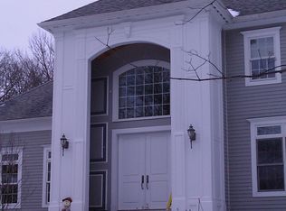 24 Fairlawn Ln, Lexington, MA 02420