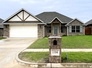 1104 Vermont Ave, Newcastle, OK 73065