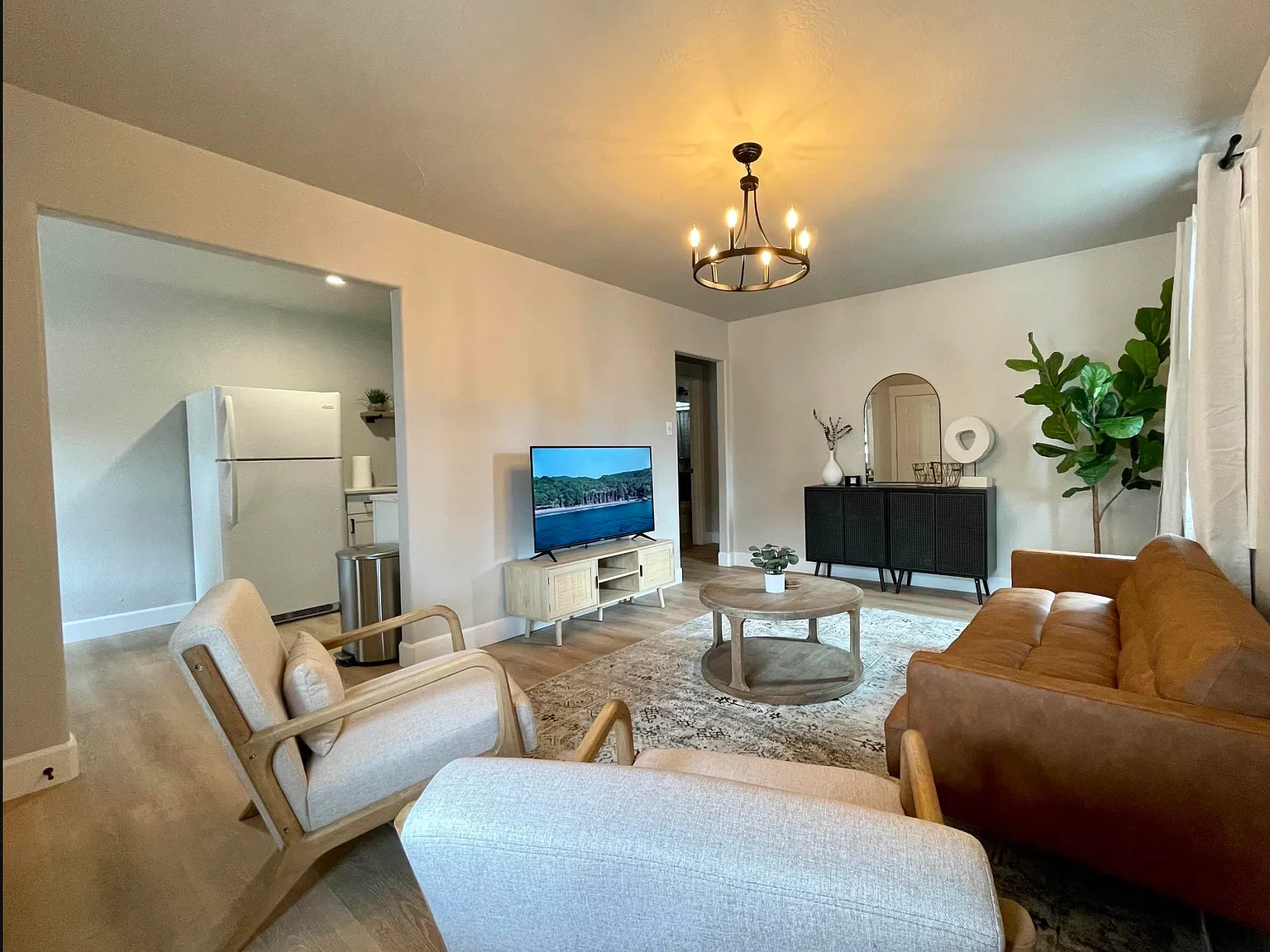 1607 I St — Photo 1
