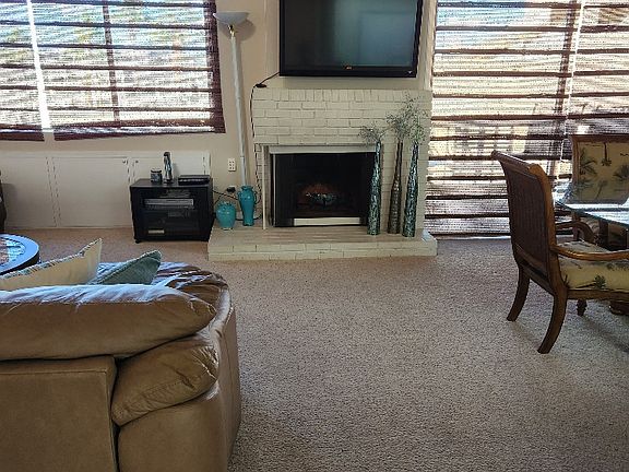 3rd image of 1401 McCulloch Blvd N