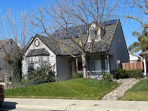 Front house, side view