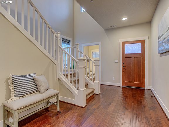 3rd image of 7562 NE Owens St