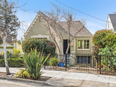 6841 Outlook Ave, Oakland, CA, 94605