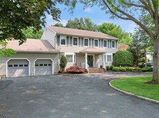 51 Village Rd, Florham Park, NJ 07932