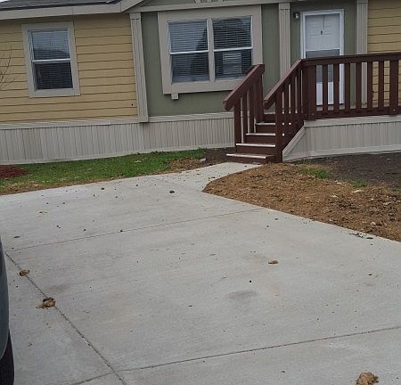 5th image of 806 Ryan Ct