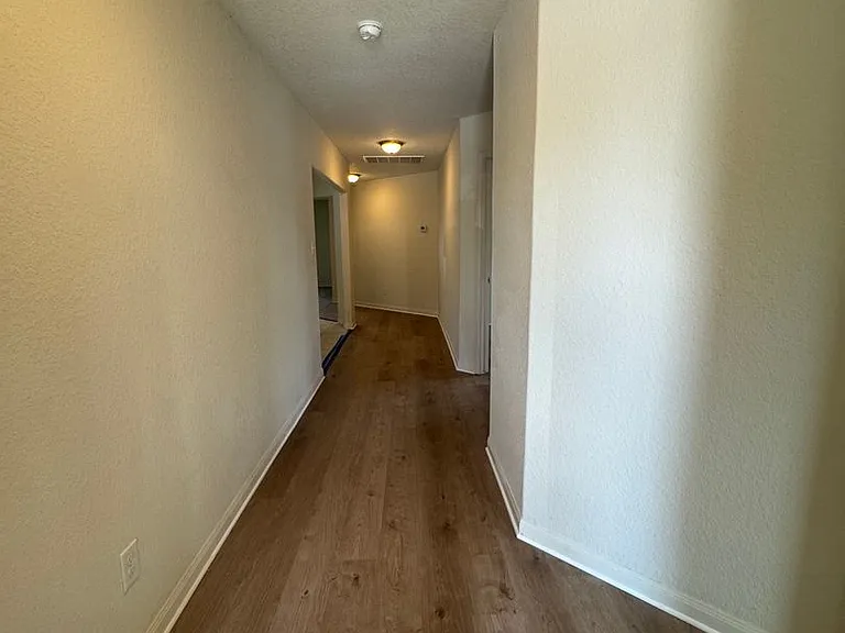 11835 Luckey Flower — Photo 15