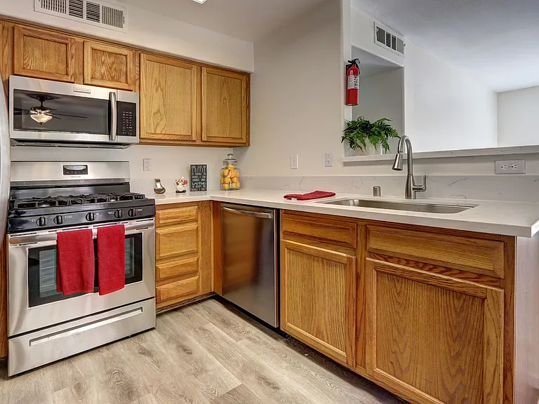 3071 Key Largo Dr #202 — Photo 15