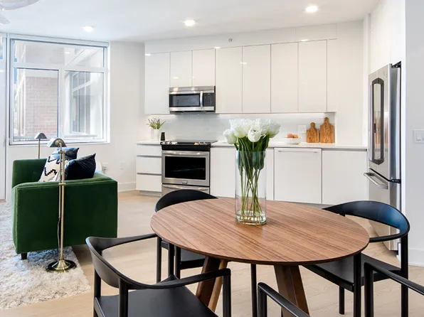 7505 River Road image 10 of 47