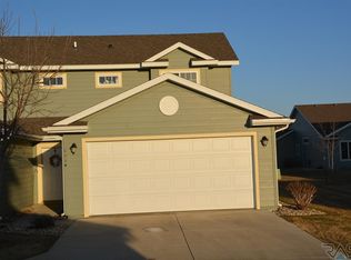 1114 N Fir Pl, Sioux Falls, SD 57107