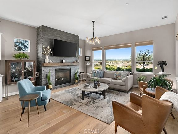 4th image of 1535 Eucalyptus Rd