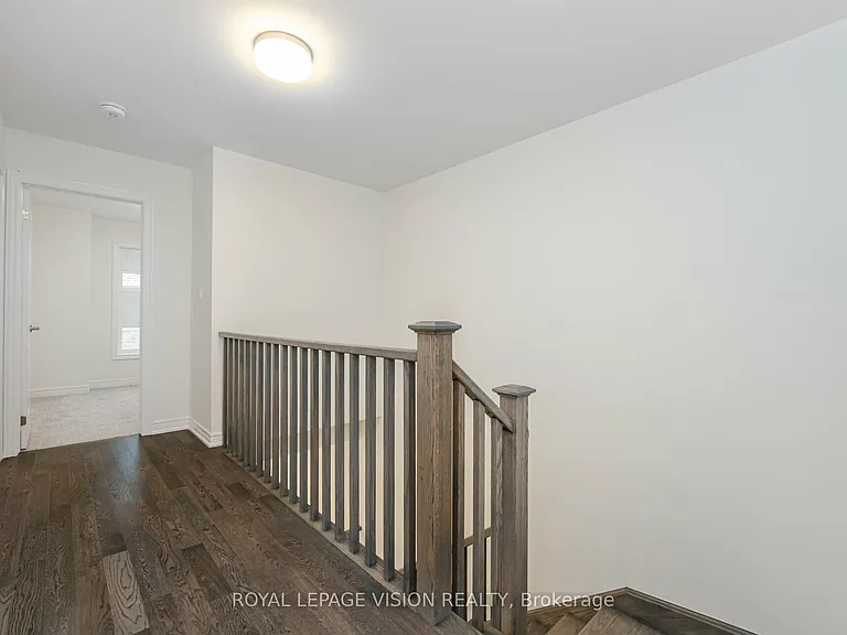 60 Folcroft St — Photo 17