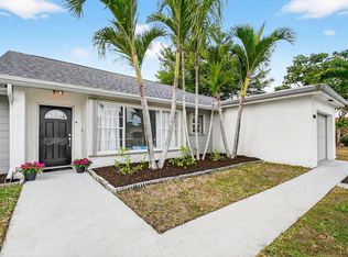 Lakes Of Sherbrooke, Lake Worth, FL 33467