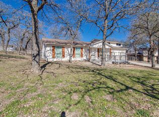 5775 Woodvine Ct, Fort Worth, TX 76140